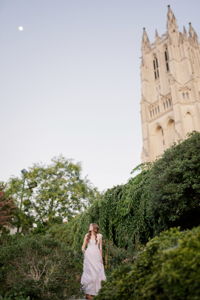 senior portraits at the washington national cathedral in washington dc
