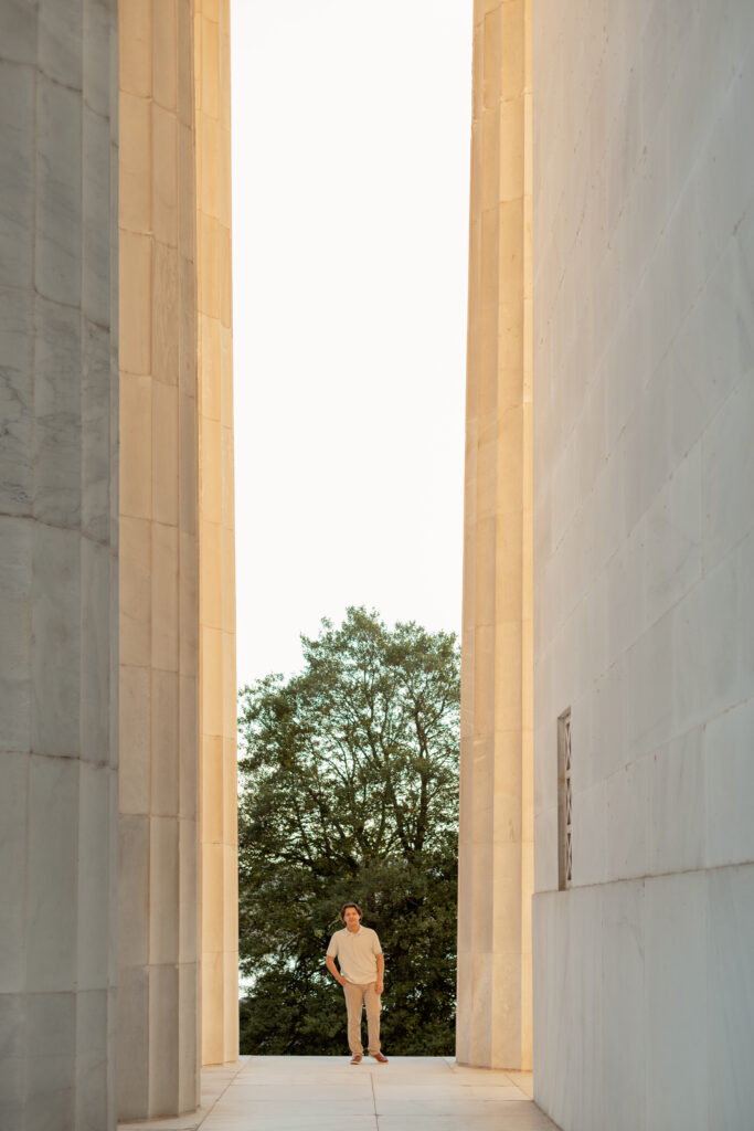 senior portraits at the national mall in washington dc